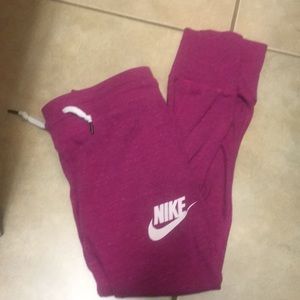 Nike Capri-Length Pants